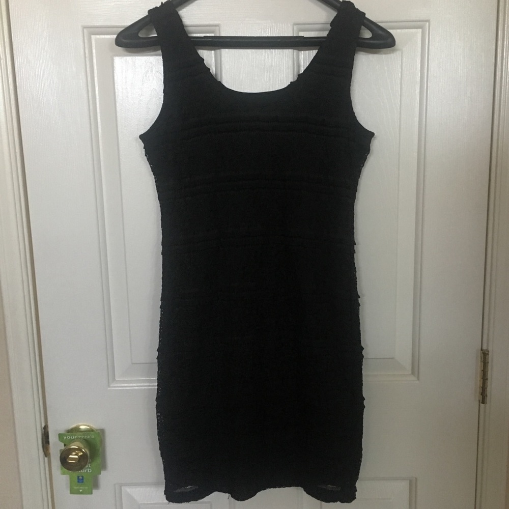 Forever 21 Lacy Tight Fitted Club Dress